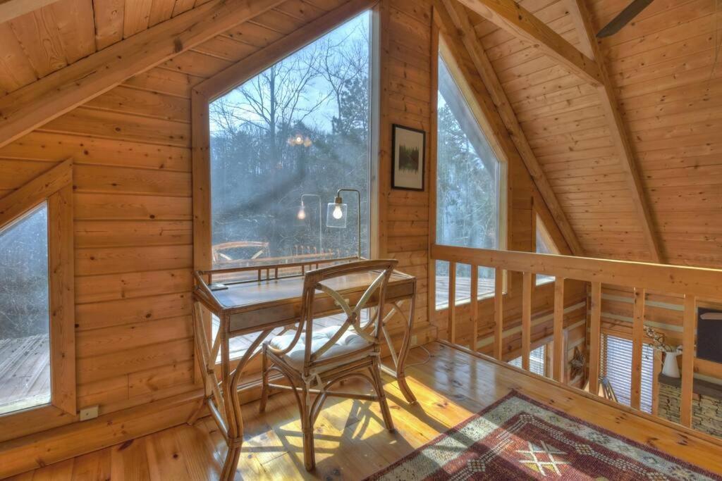 Waywish Waterfront Cabin In Blue Ridge Mountains Экстерьер фото