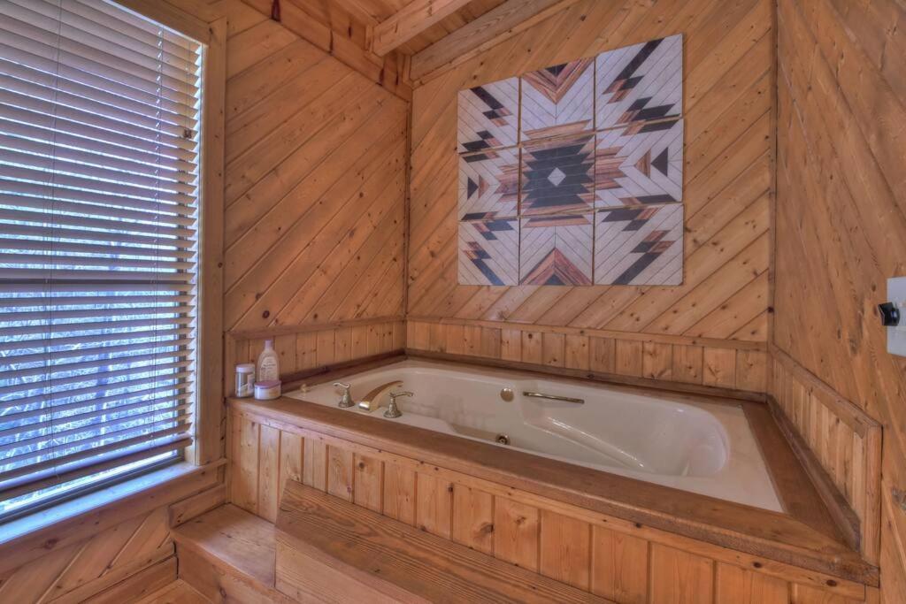 Waywish Waterfront Cabin In Blue Ridge Mountains Экстерьер фото