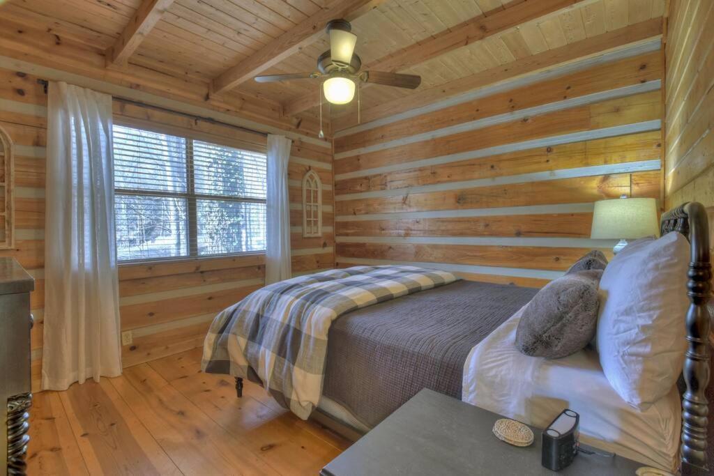 Waywish Waterfront Cabin In Blue Ridge Mountains Экстерьер фото